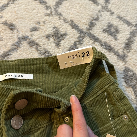 Pacsun Low Rise Boot Corduroy Jeans - Size 22 - Picture 3 of 5